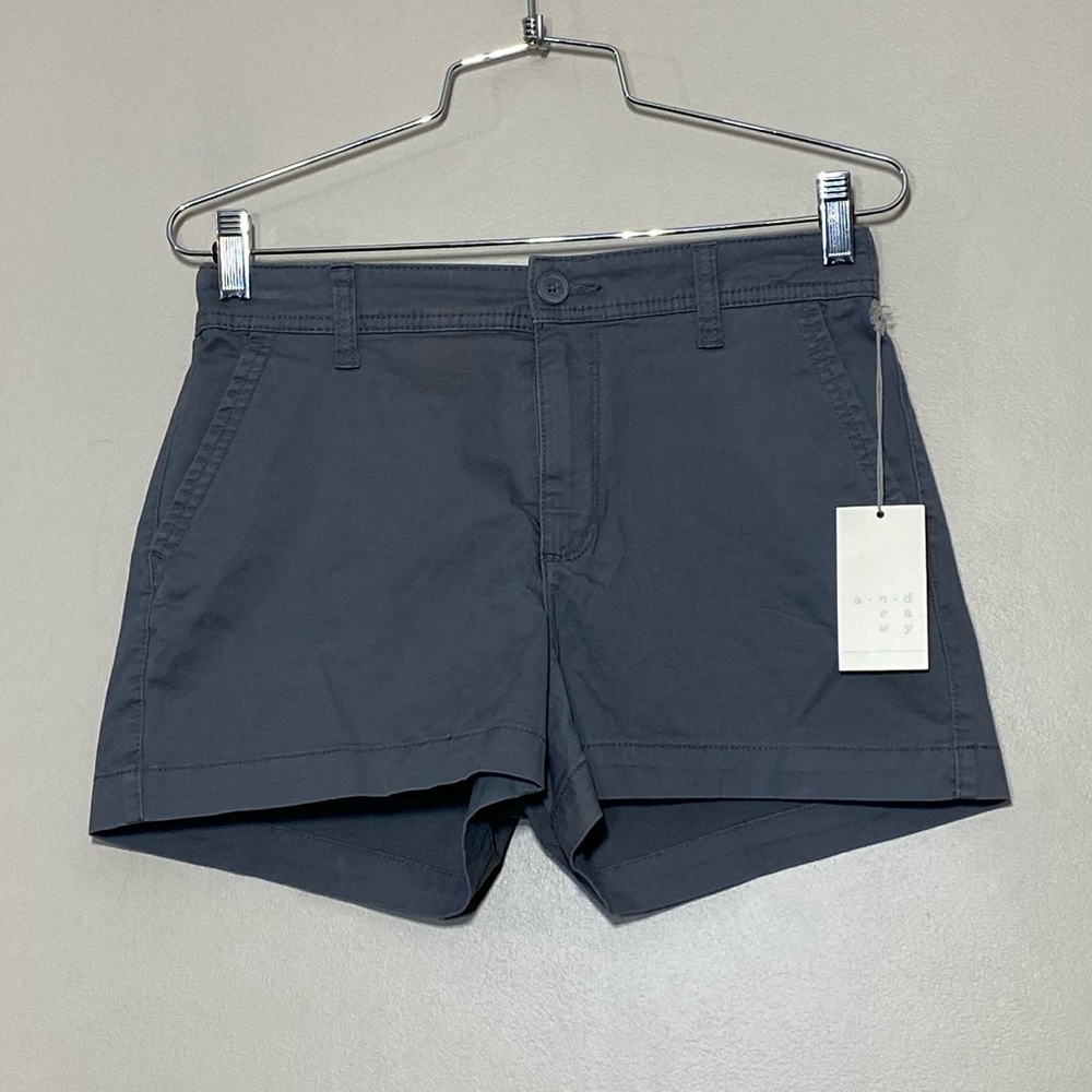 A New Day | Women’s Stretch Gray Shorts Size 4